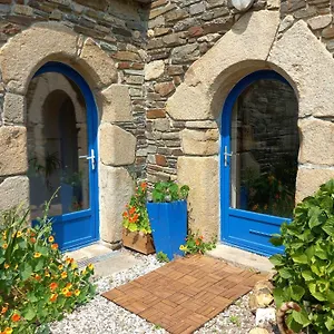 6 à 10 Personnes En Bord De Lannion